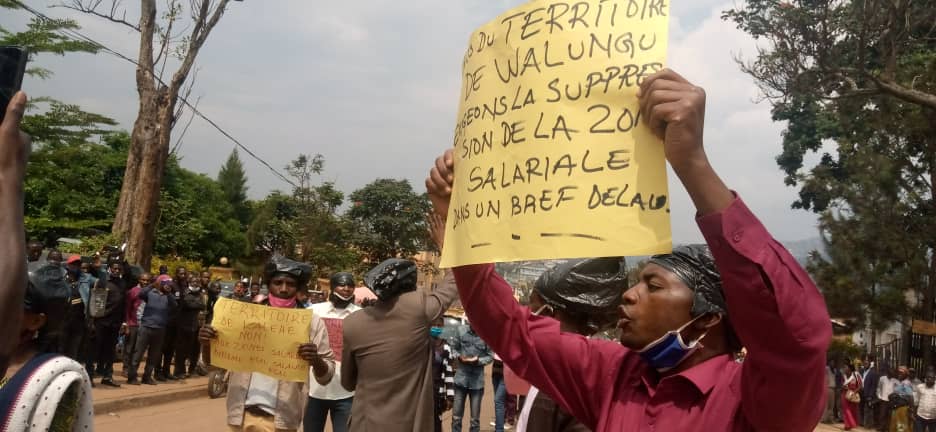 Photo of Sud Kivu: les enseignants des territoires exigent la suppression des zones salariales.