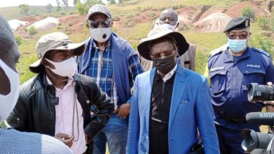 Photo of Sud Kivu: Albert Yuma en visite dans la mine de luhihi