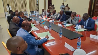 Photo of Théo Ngwabidje et 6 gouverneurs Burundais échangent sur la coopération RDC-Burundi