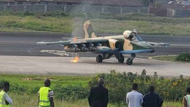 Photo of Attaque de l’ avion sukhoi-25 par le Rwanda: le gouvernement congolais « condamne » et parle d’un acte de guerre