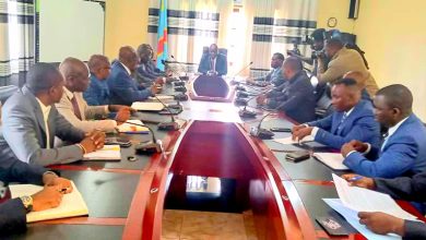 Photo of Sud-Kivu : La Table Ronde sur la paix au centre d’un tête à tête du gouverneur ai et une délégation des députés nationaux