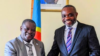 Photo of Sud-Kivu : Profitant de son congé semestriel, Jean-Jacques Elakano visite les ministères provinciaux